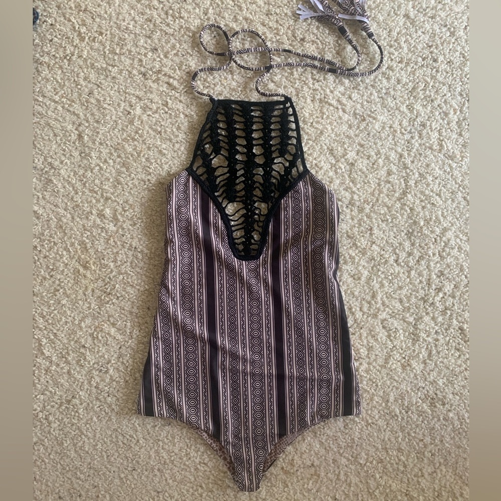 Acacia Teahupoo One piece swimsuit - Polynesian